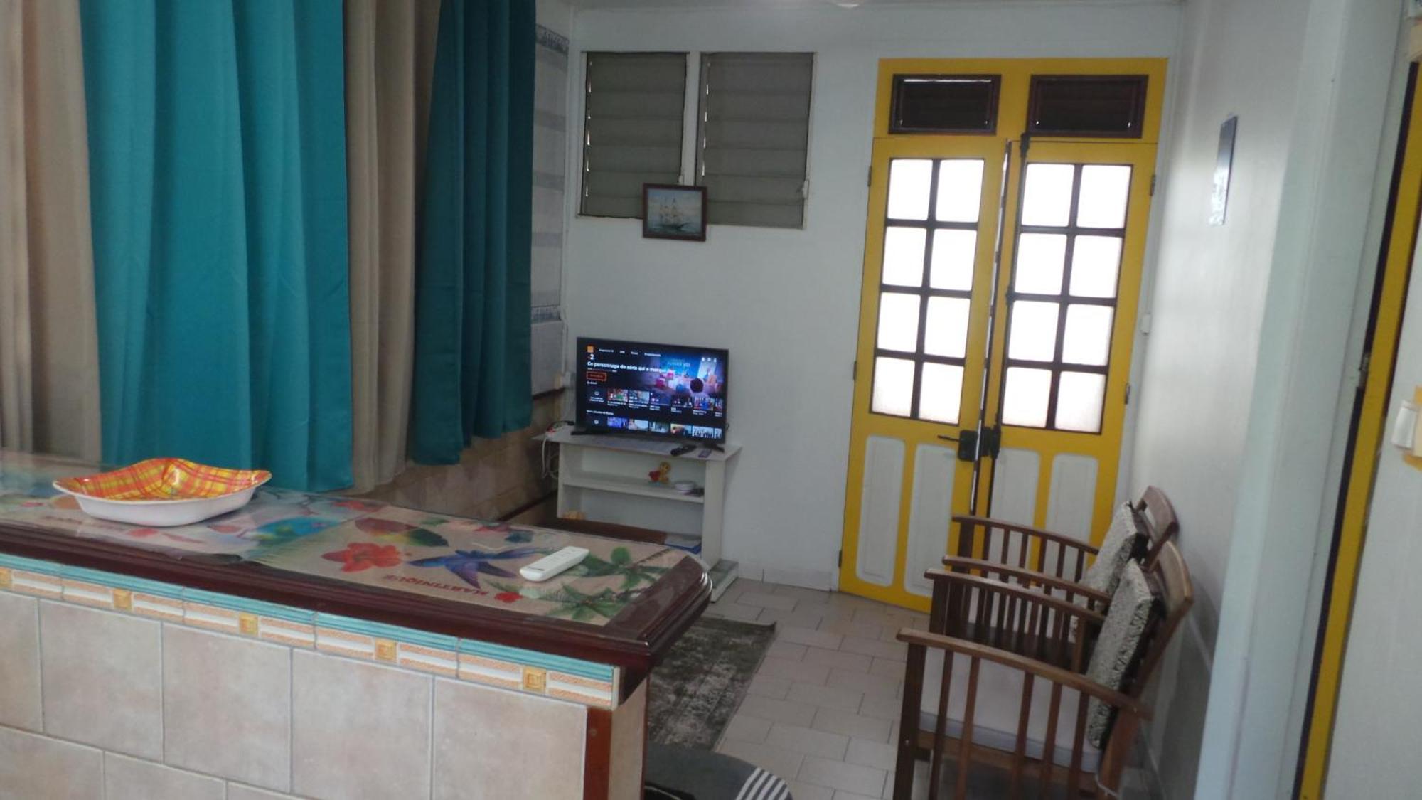 Manou Apartment Riviere-Pilote Ngoại thất bức ảnh
